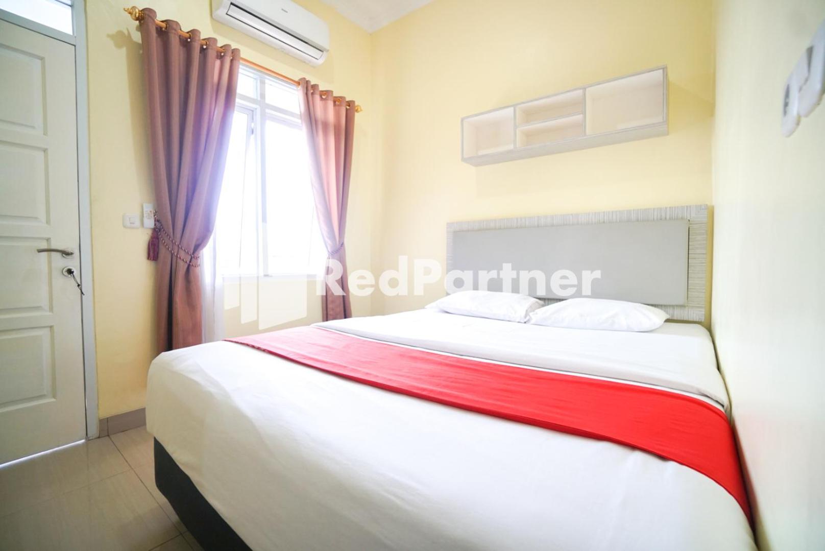 OYO 3964 Indah Residence Syariah 11/47