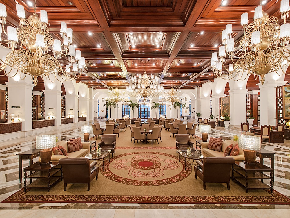 The Manila Hotel 22/25