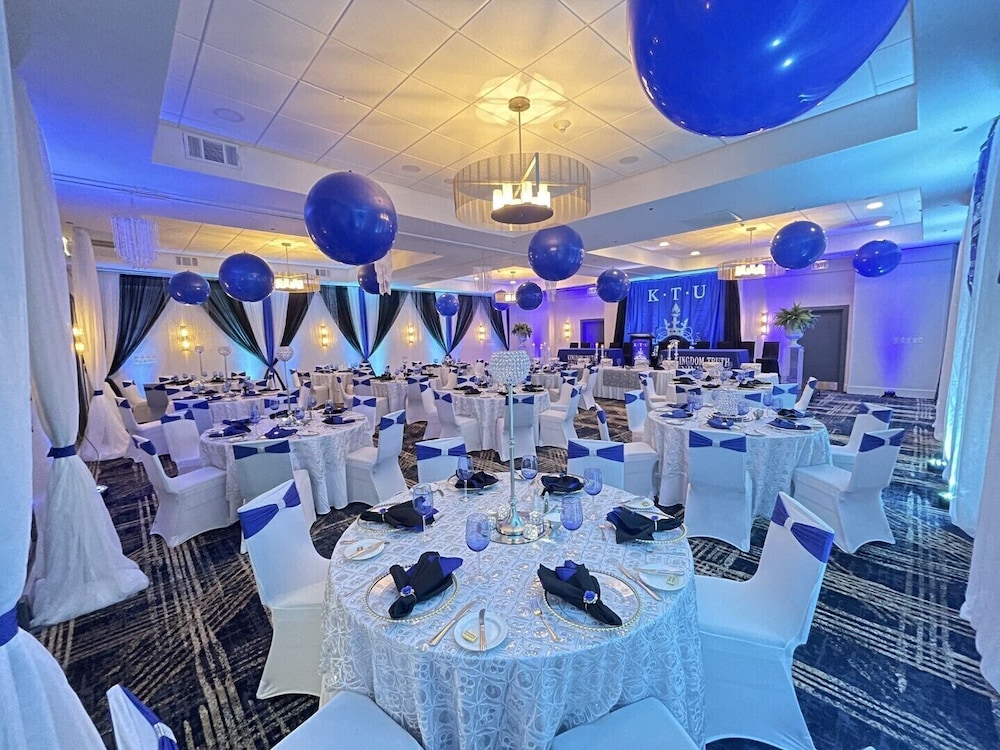 Wyndham Jacksonville Hotel and Conference Center 41/48