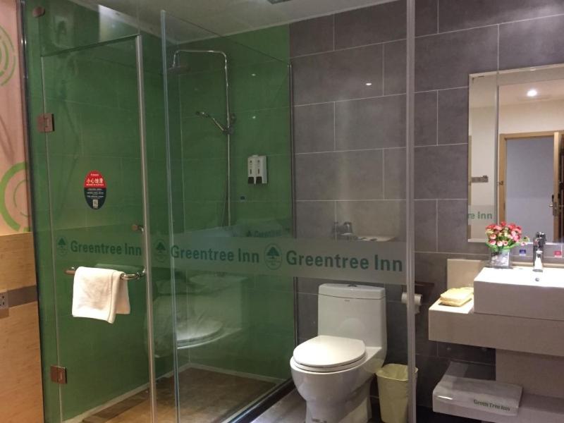 GreenTree Inn XiAn Xincheng District Raily Station Wukou Metro Station Hotel 42/49