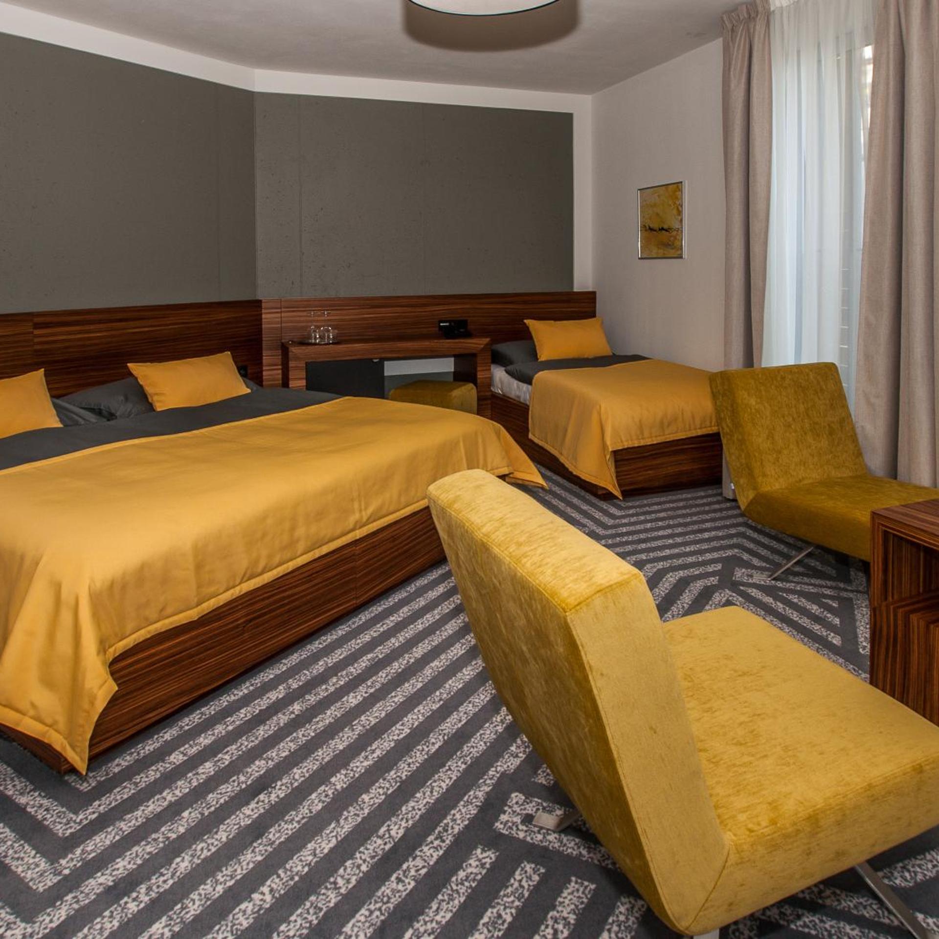 Hotel 99 18/61