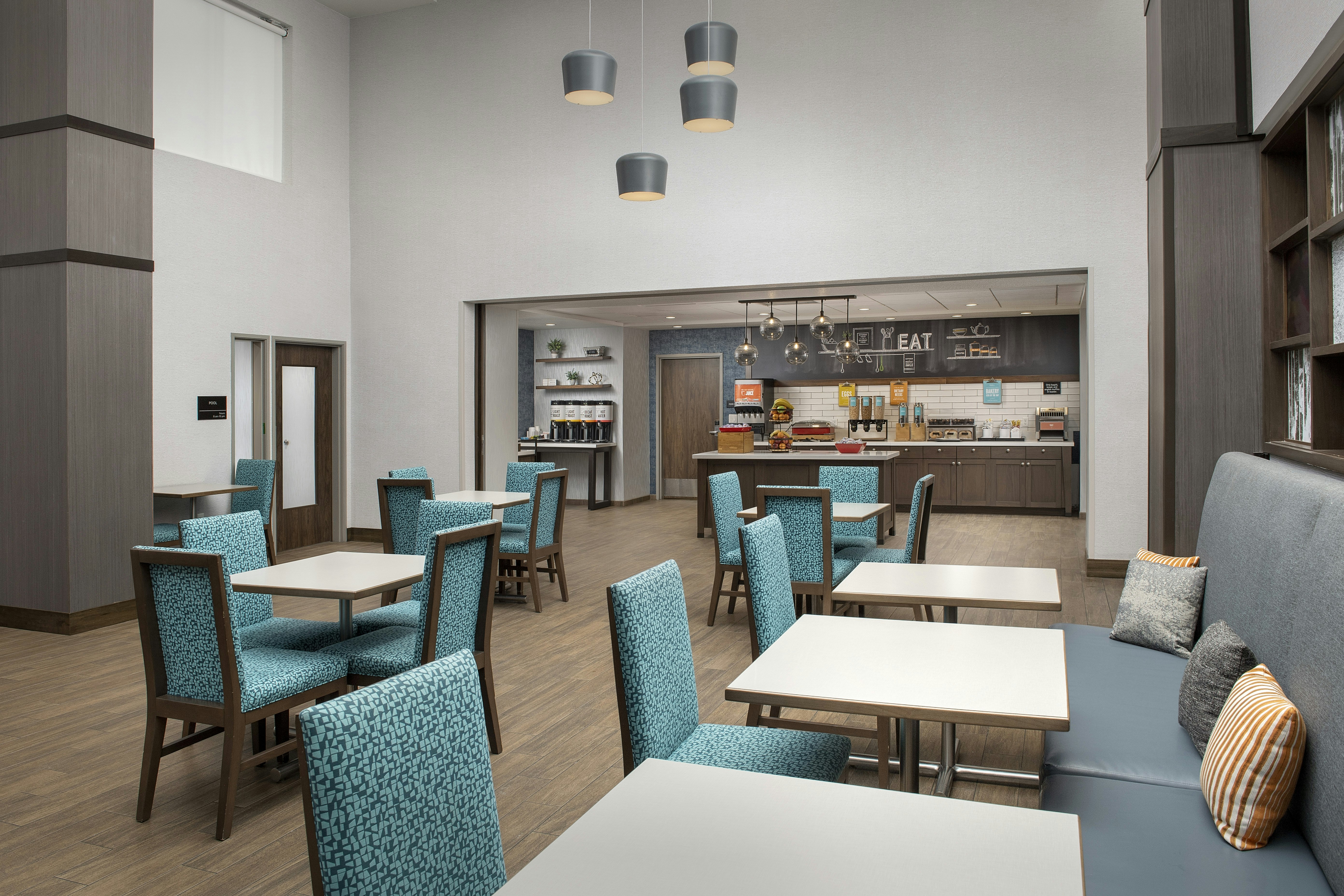 Hampton Inn Suites Rapid City Rushmore Sd 38/48
