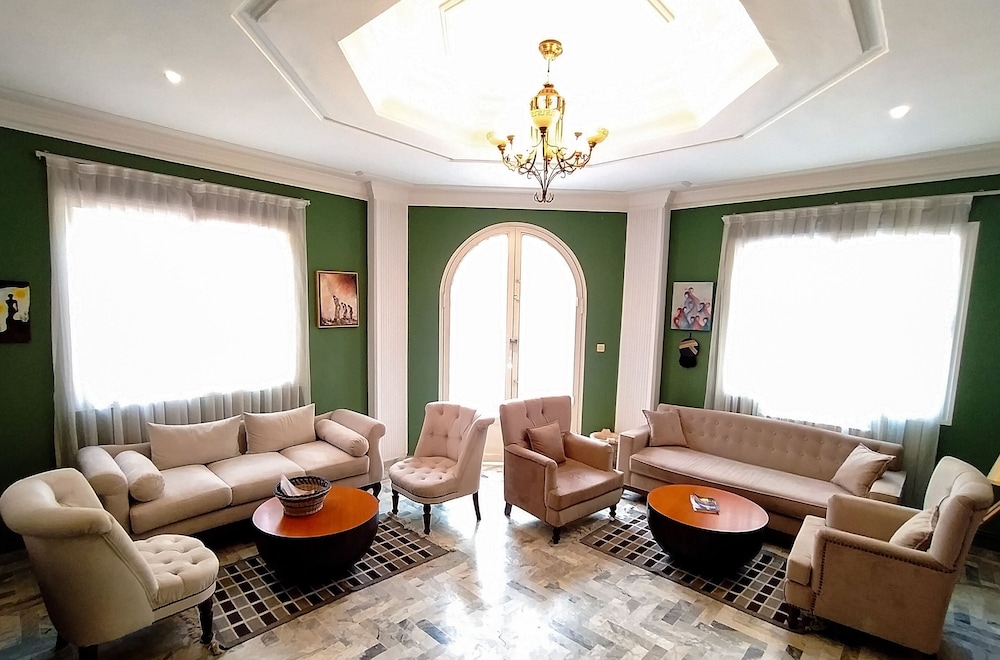 Hotel Grand Bassin 10/20