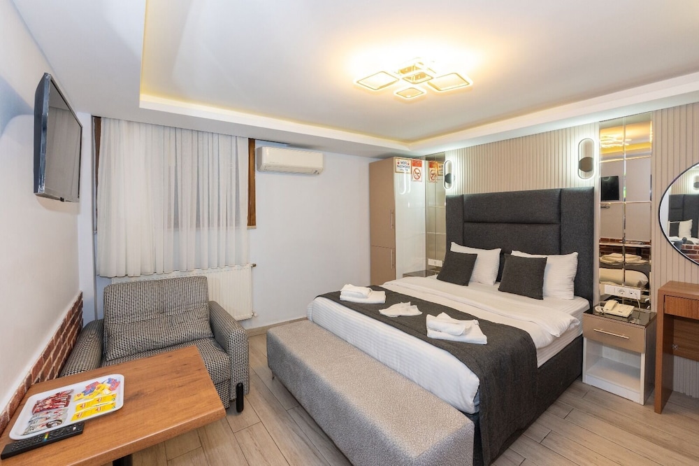 ECONOMY, STUDIO, GROUND FLOOR