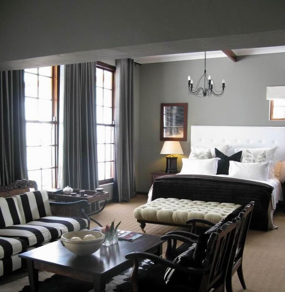 Lairds Lodge 5/36