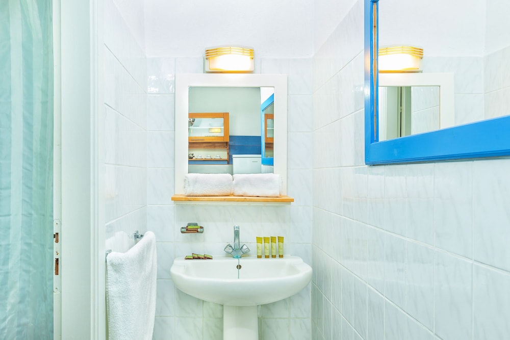 Xenios Faros Apartments 32/36
