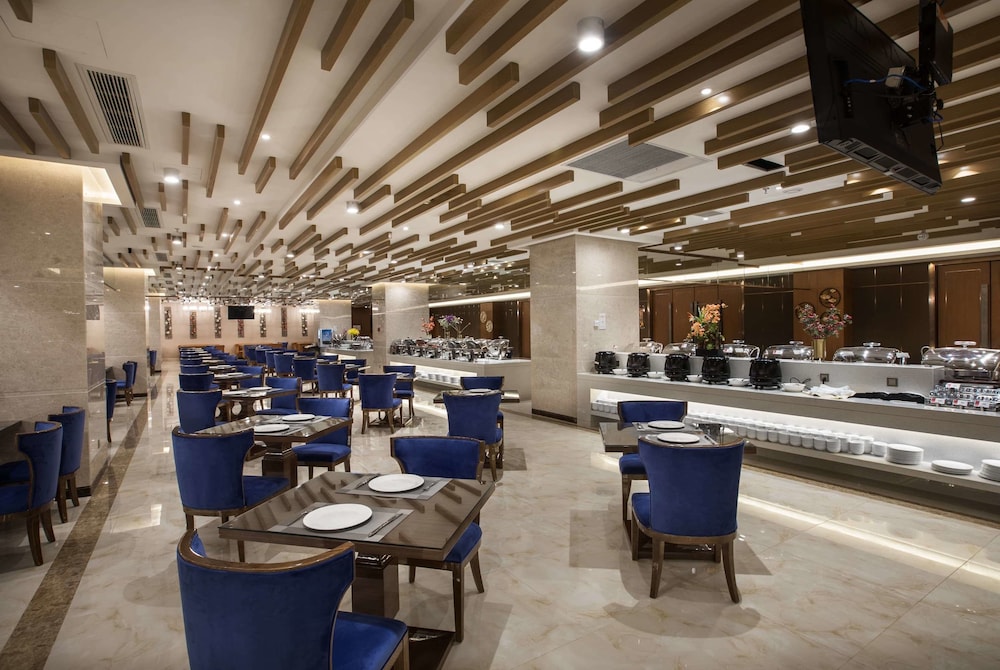 Ramada Plaza By Wyndham Enshi 20/28