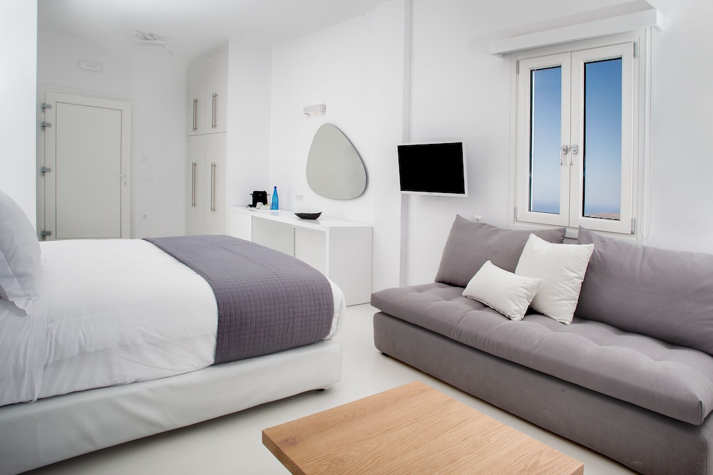 May Seven Suites - Adults Only 31/50
