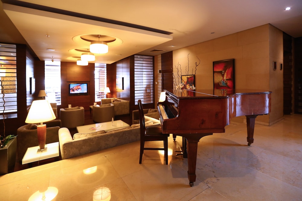 Ramada Plaza by Wyndham Beirut Raouche 17/34