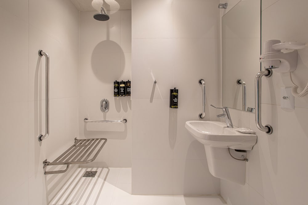 Sooz Hotel Collection 33/35