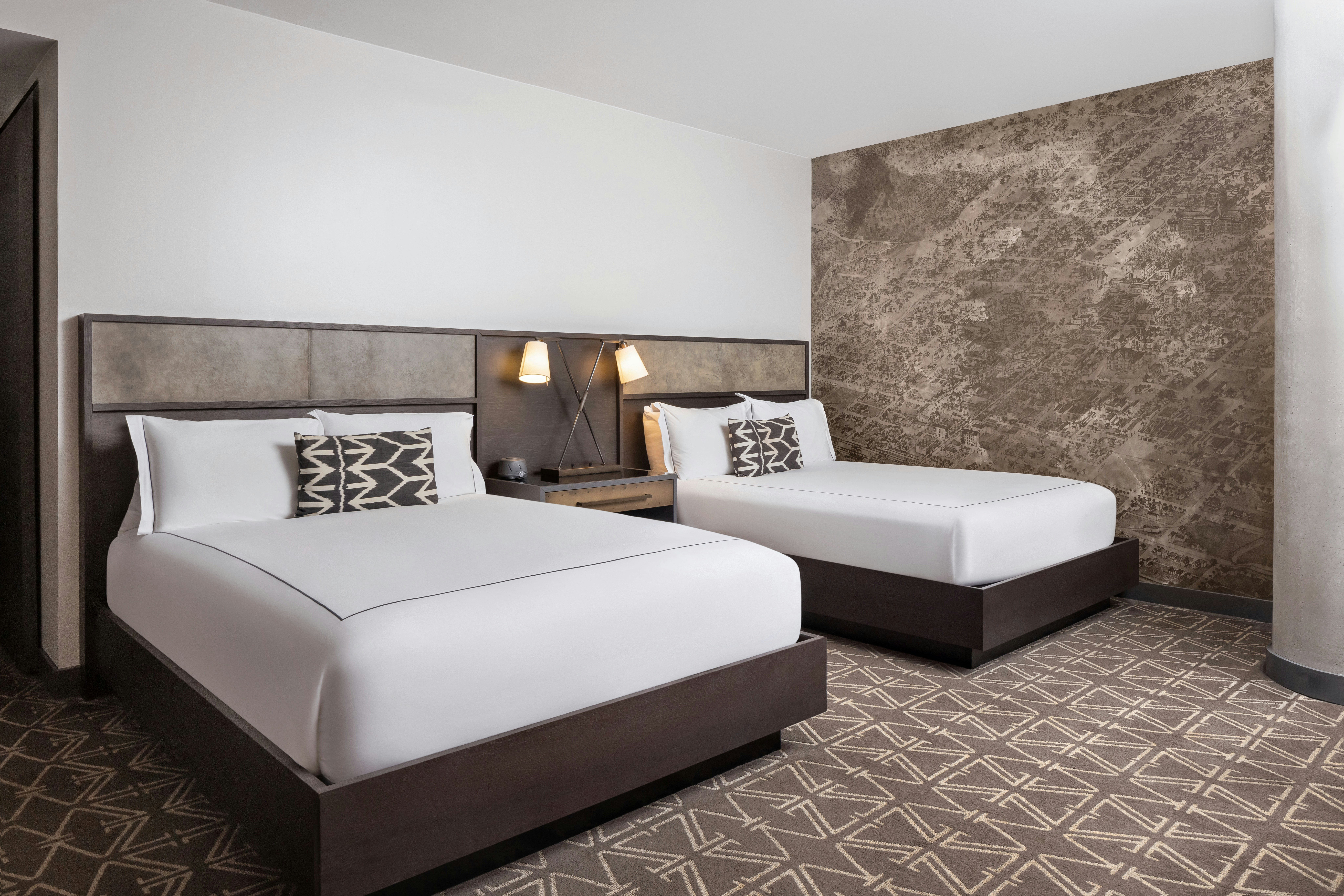 Spa, 2 Queen Beds