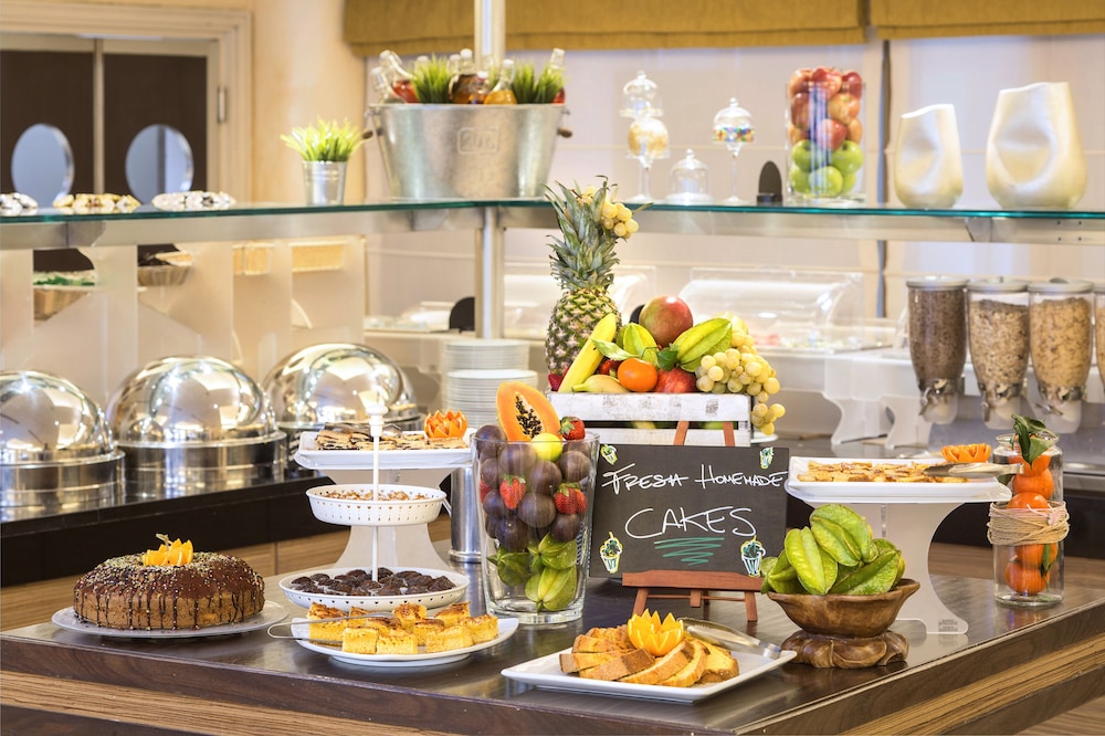 Courtyard By Marriott Rome Central Park 35/72