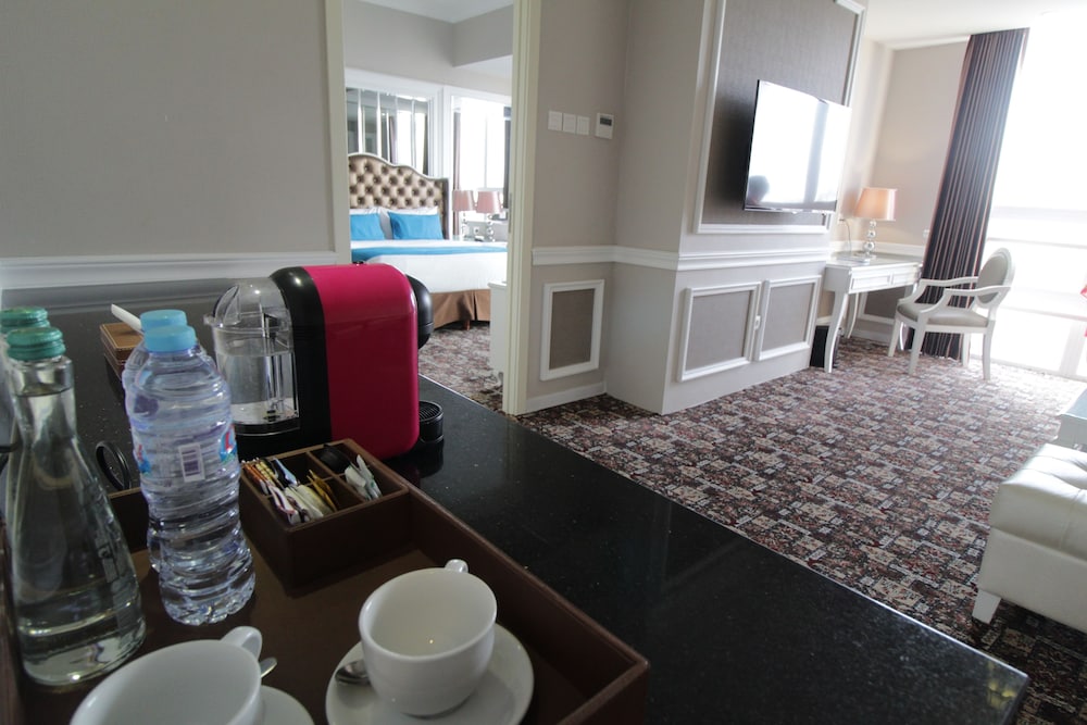 Golden Tulip Legacy Surabaya 31/31