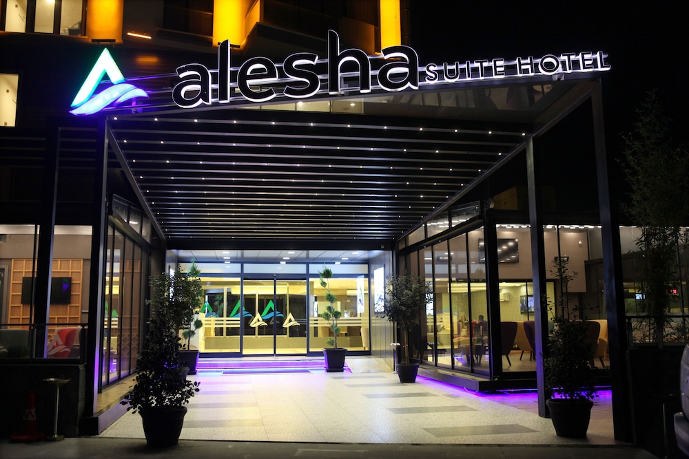 ALESHA SUITE HOTEL 6/39
