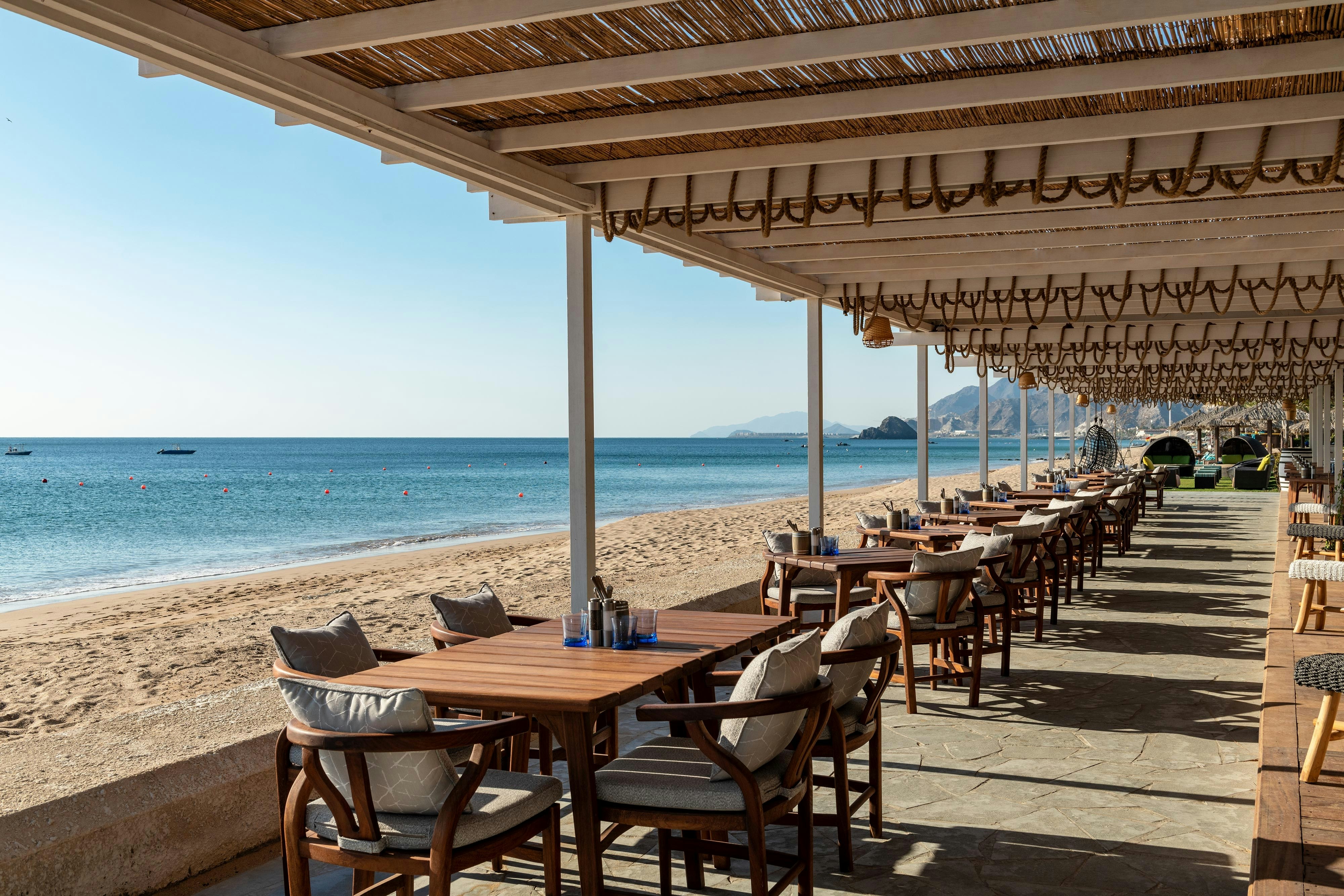 Le Meridien Al Aqah Beach Resort 61/65