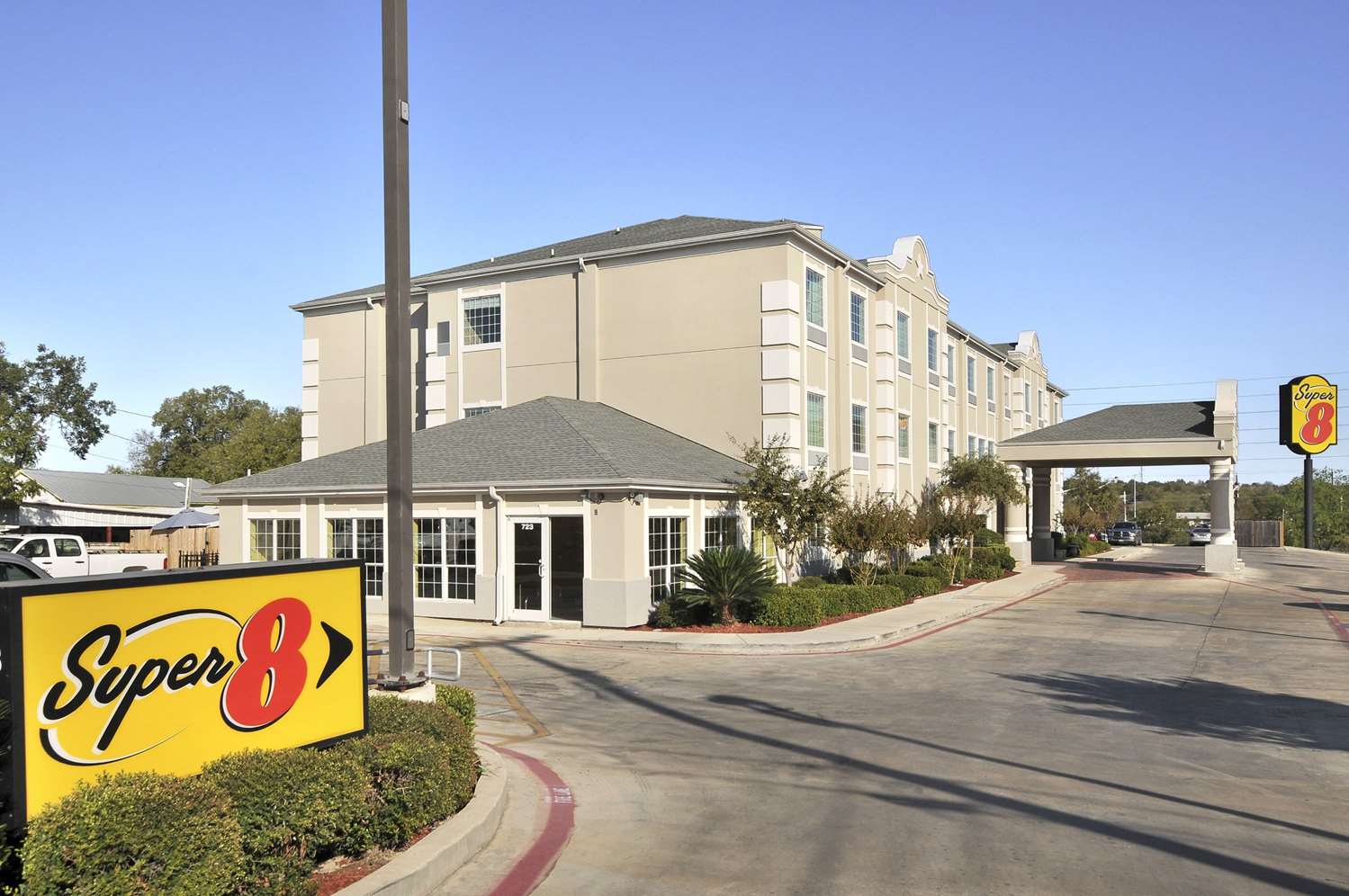 Super 8 By Wyndham San Antonio/Alamodome Area 33/38