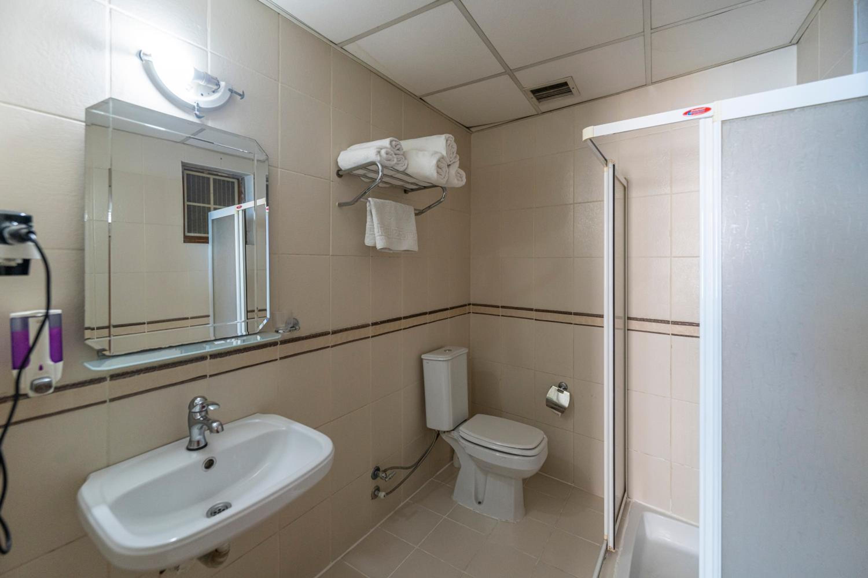 غرفة ثلاثية، Sehir Hotel 3/3