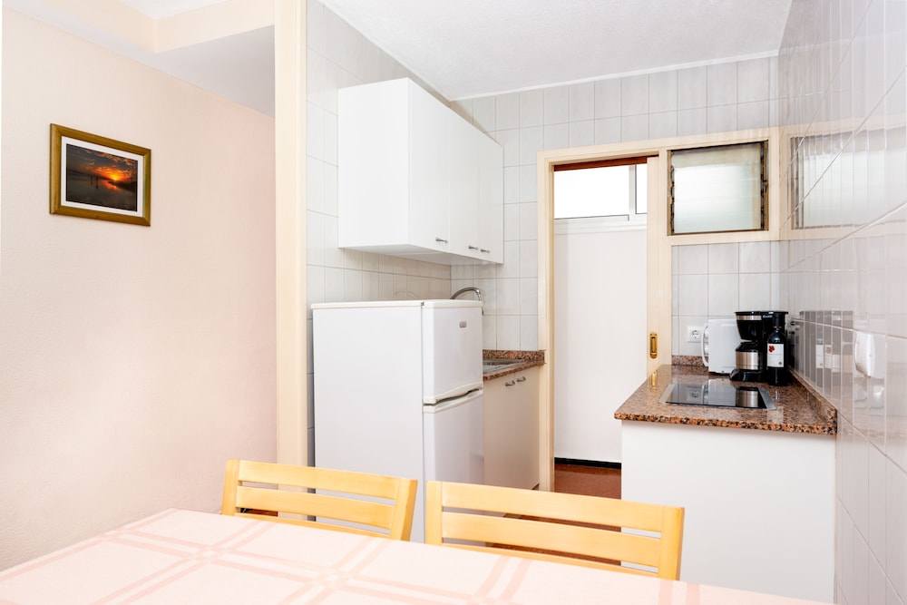 Las Gondolas Apartments 44/44
