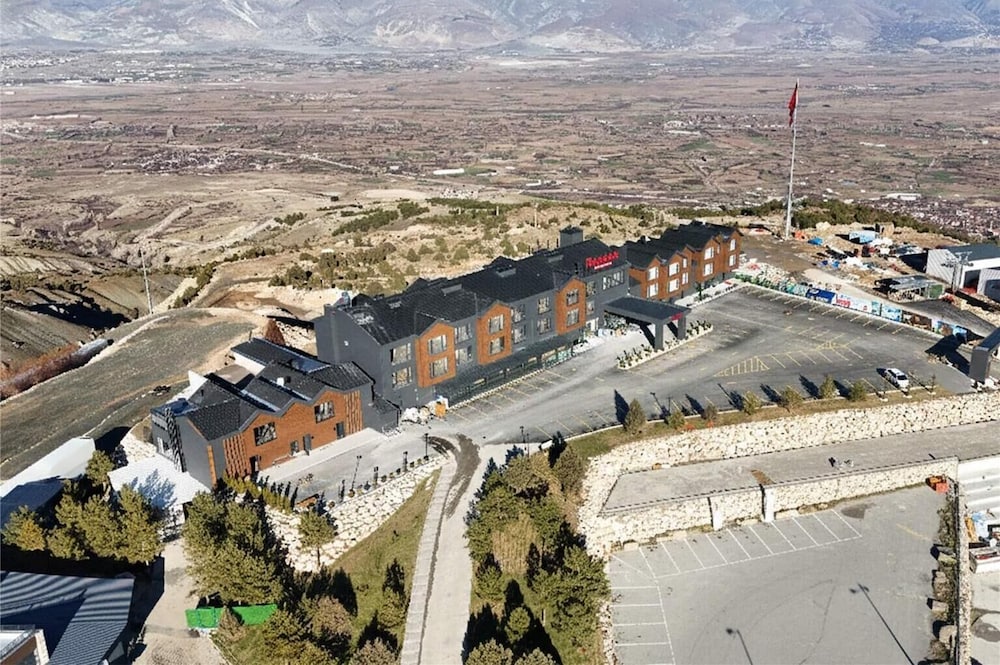 Ramada by Wyndham Erzincan Ergan 38/50