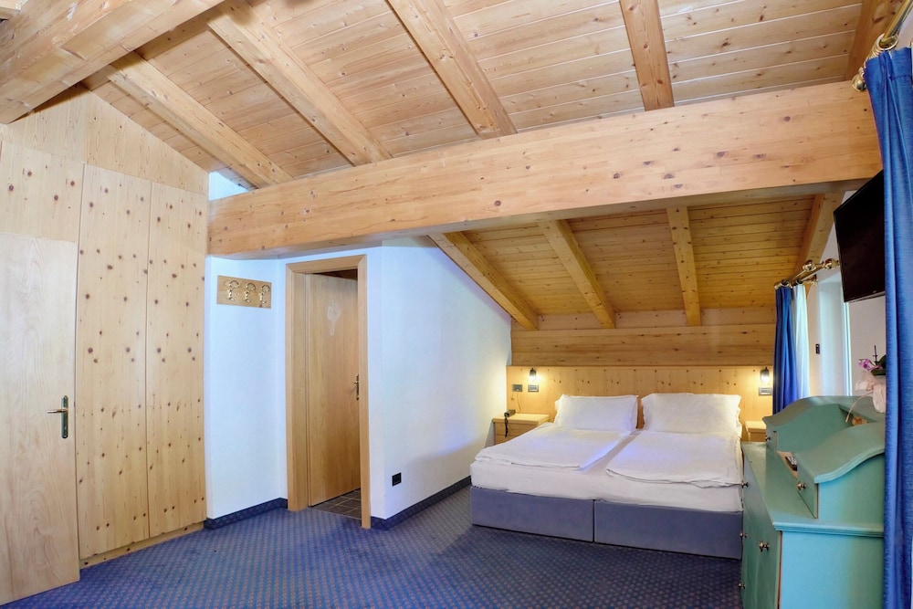 Hotel Trento 23/70