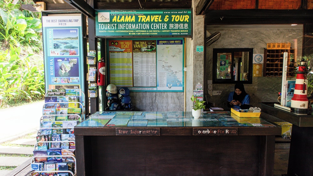 Alama Sea Village Resort 12/70