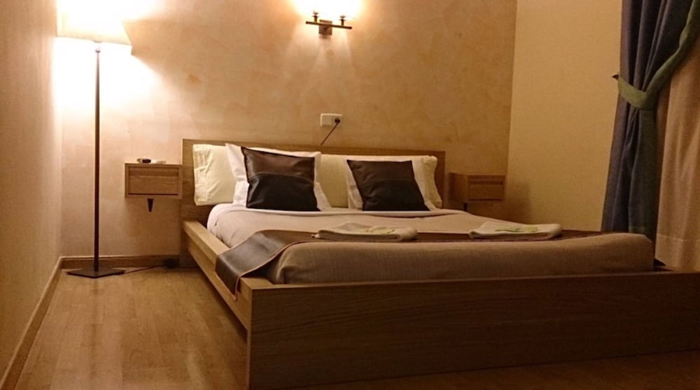 Hostal Oporto 8/31