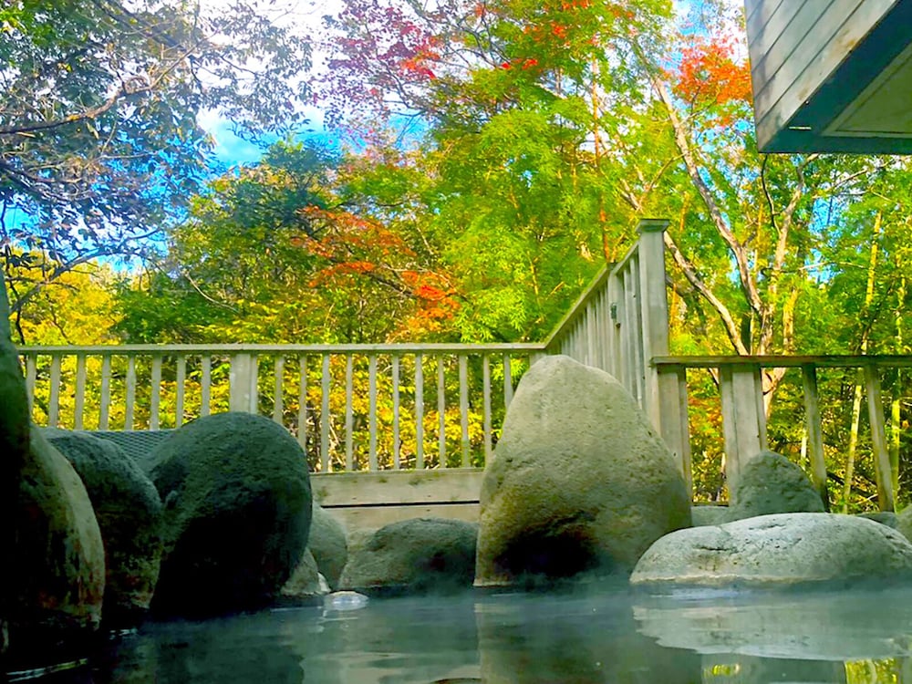 HOTEL FLORACION NASU 49/50