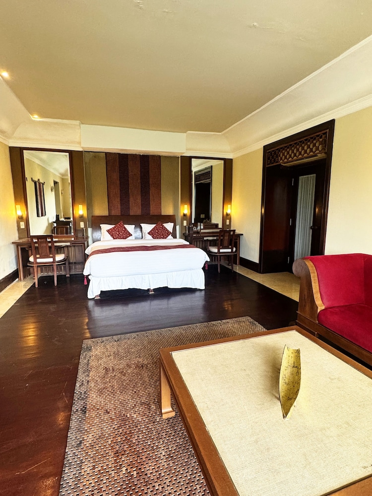 Anhera Suite and Spa 12/48