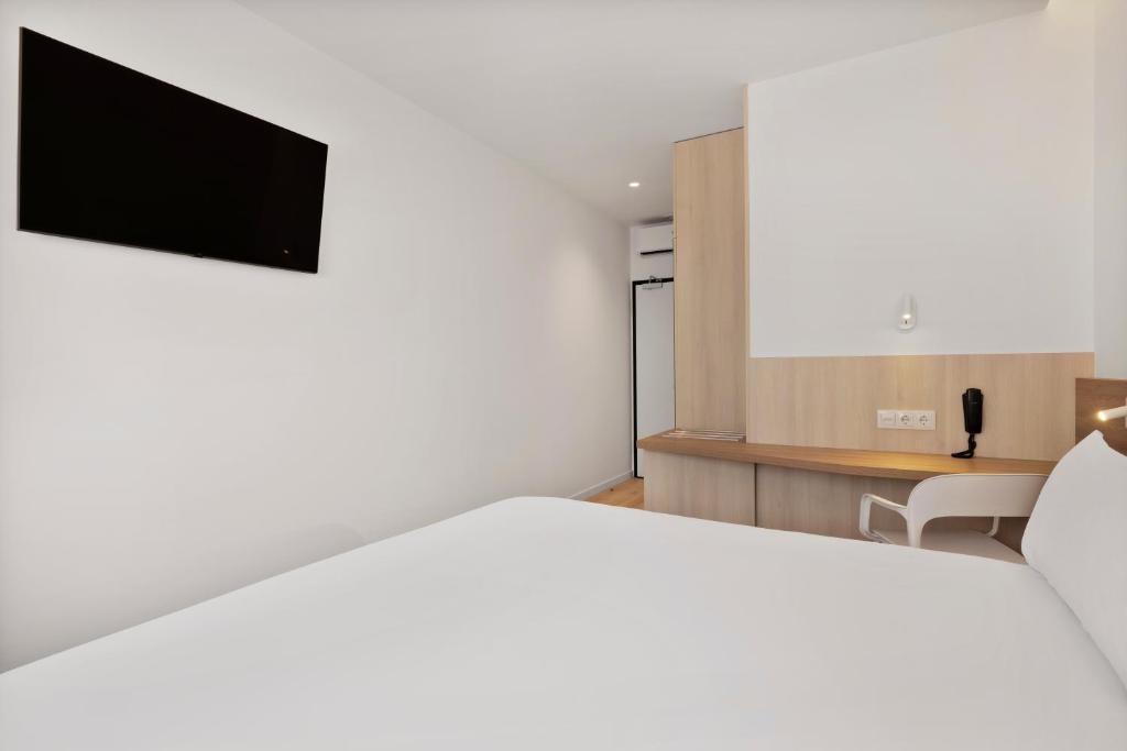 Room at B&B HOTEL Viana do Castelo, VIANA DO CASTELO