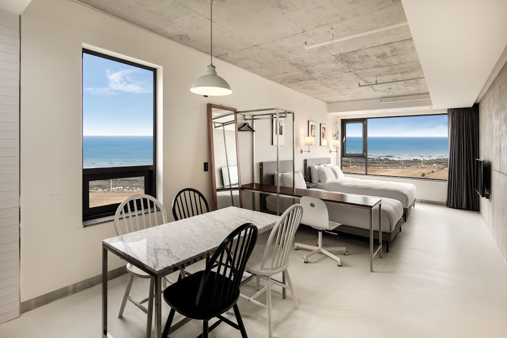 Snob Boutique Hotel Jeju 31/50