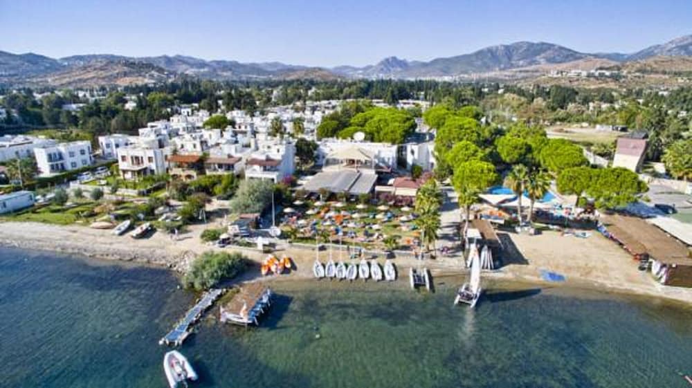Bodrum Sea Side Beach Club Hotel - All Inclusive 61/72