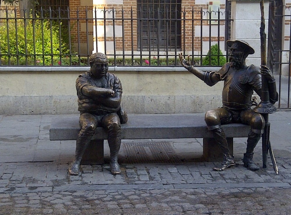 Hostal Miguel De Cervantes 55/57