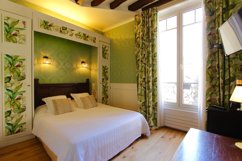 HOTEL DE LA BRETONNERIE 34/86