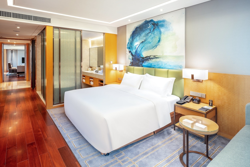Holiday Inn Neijiang Riverside 15/81