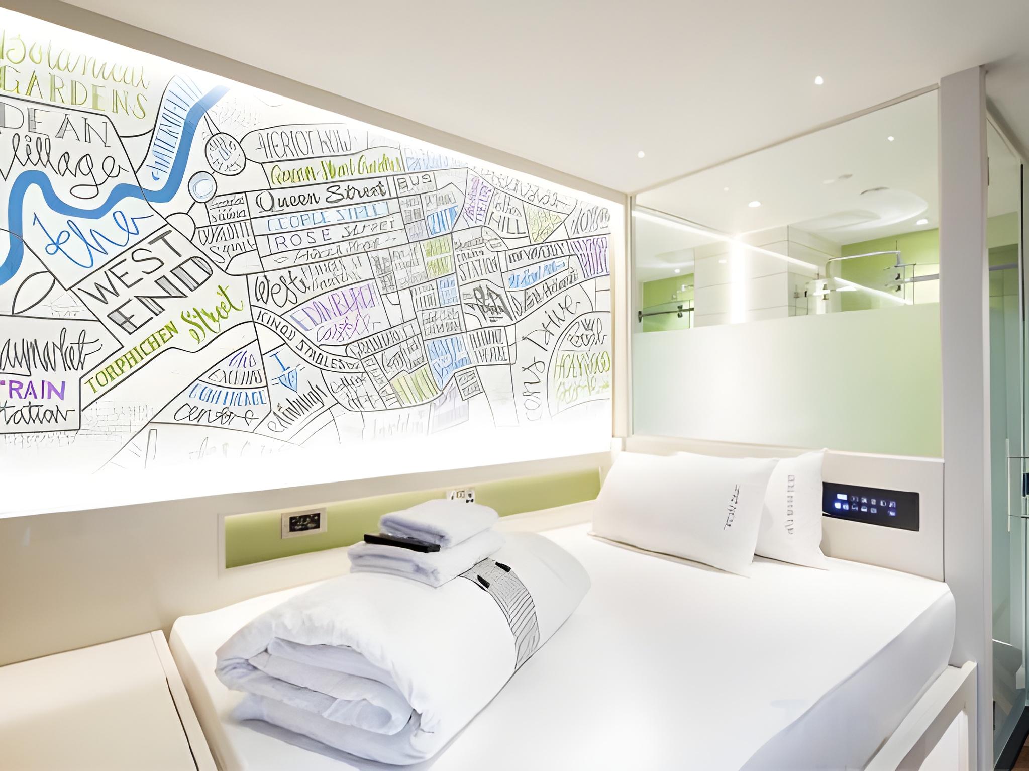 Room, Double Bed