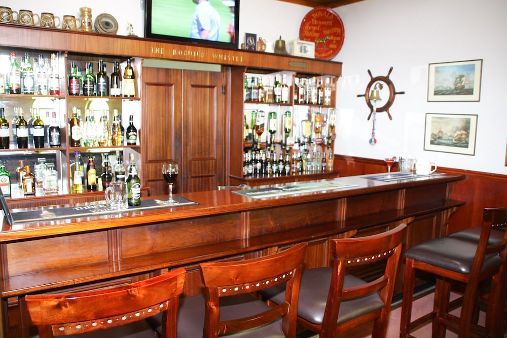 Eight Bells Mountain Inn 25/50