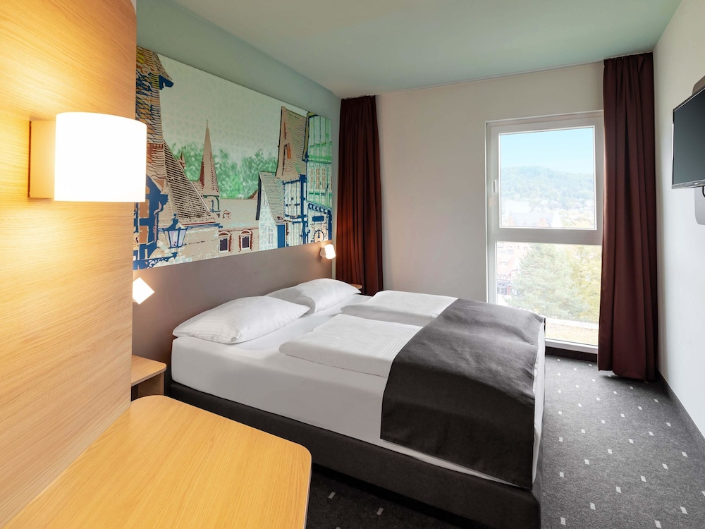 غرفة بسرير كوين، B&B Hotel Marburg 5/8
