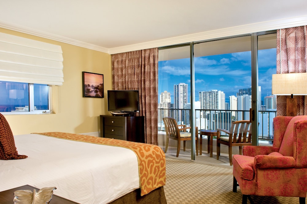 Club Wyndham Royal Garden at Waikiki 19/53