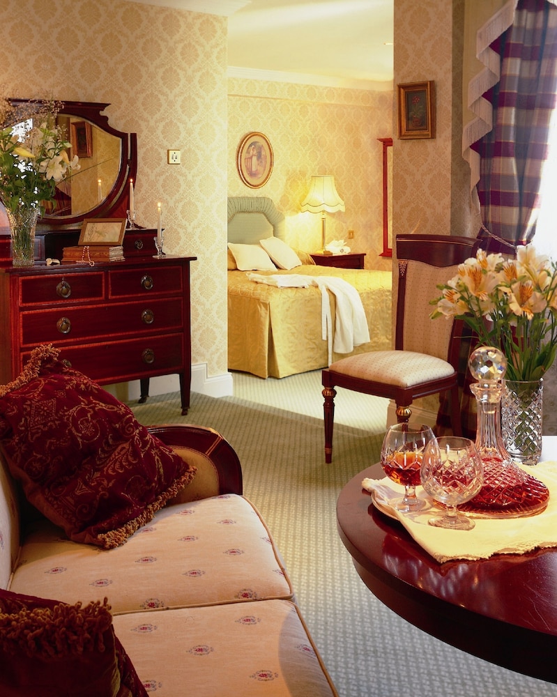 Killarney Royal Hotel 5/58