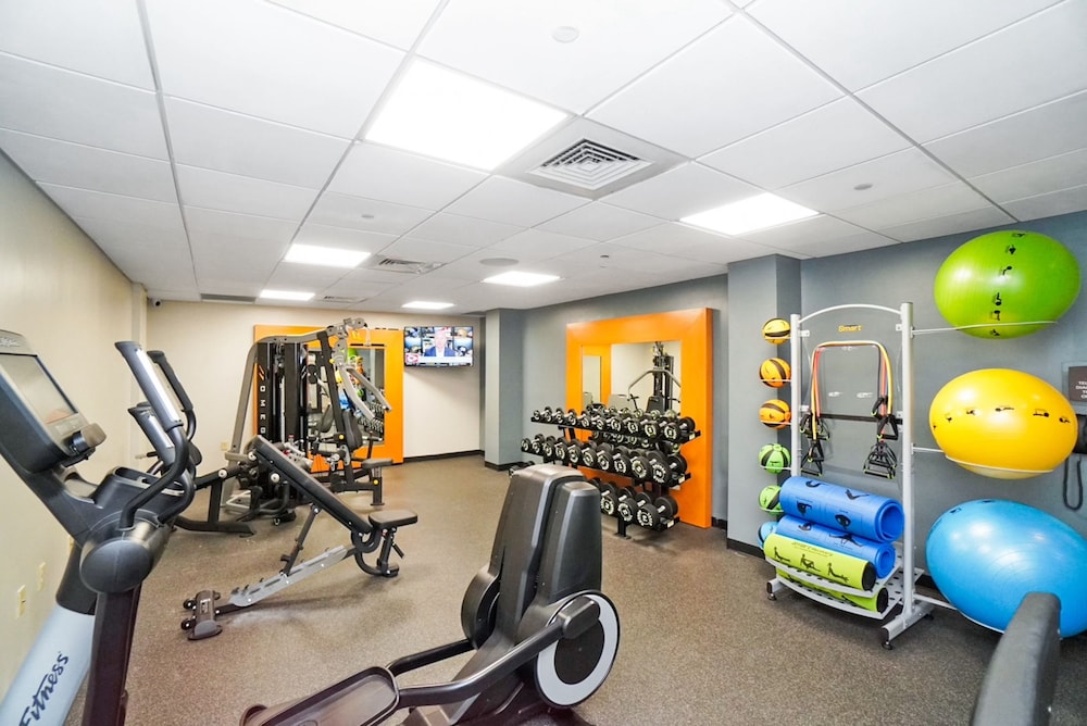 Harmony Suites Secaucus Meadowlands 21/44