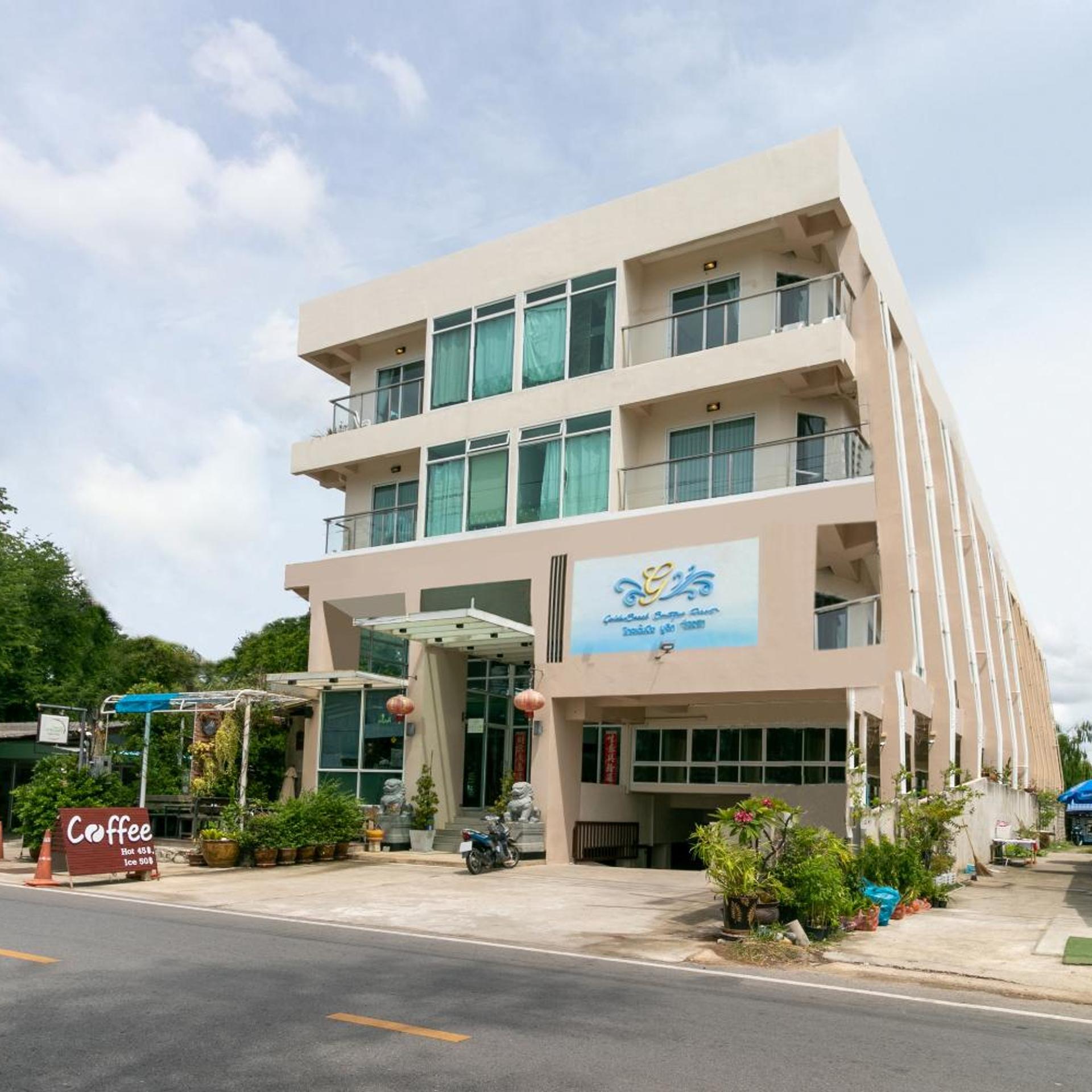 Goldenbeach Boutique Resort 1/68