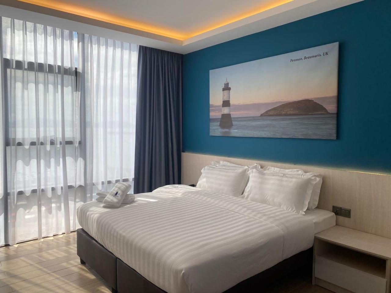 Lighthouse Hotel Semporna 11/16