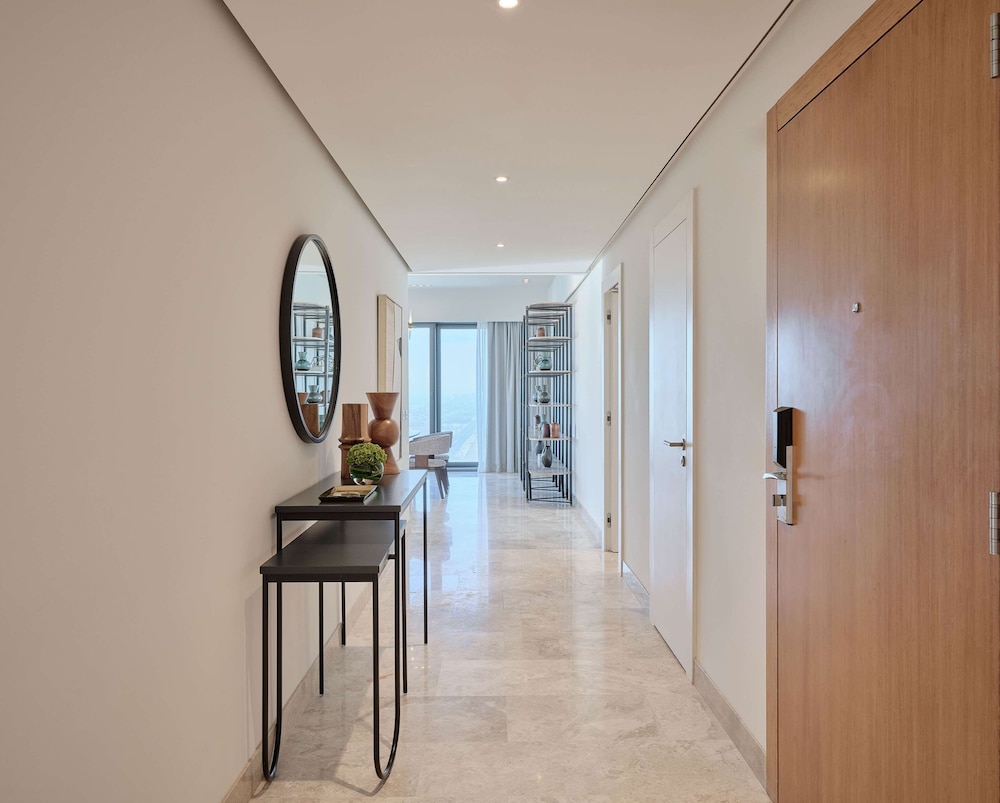 Grand Hyatt Kuwait Residences 37/44