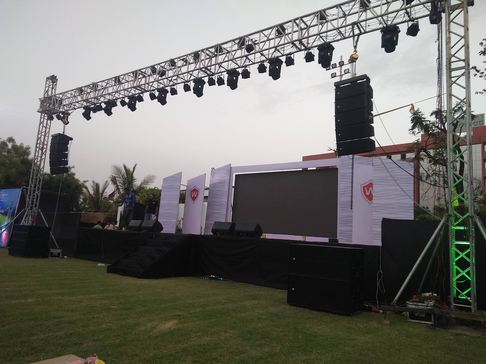 Aarya Grand Hotels Resorts 30/39