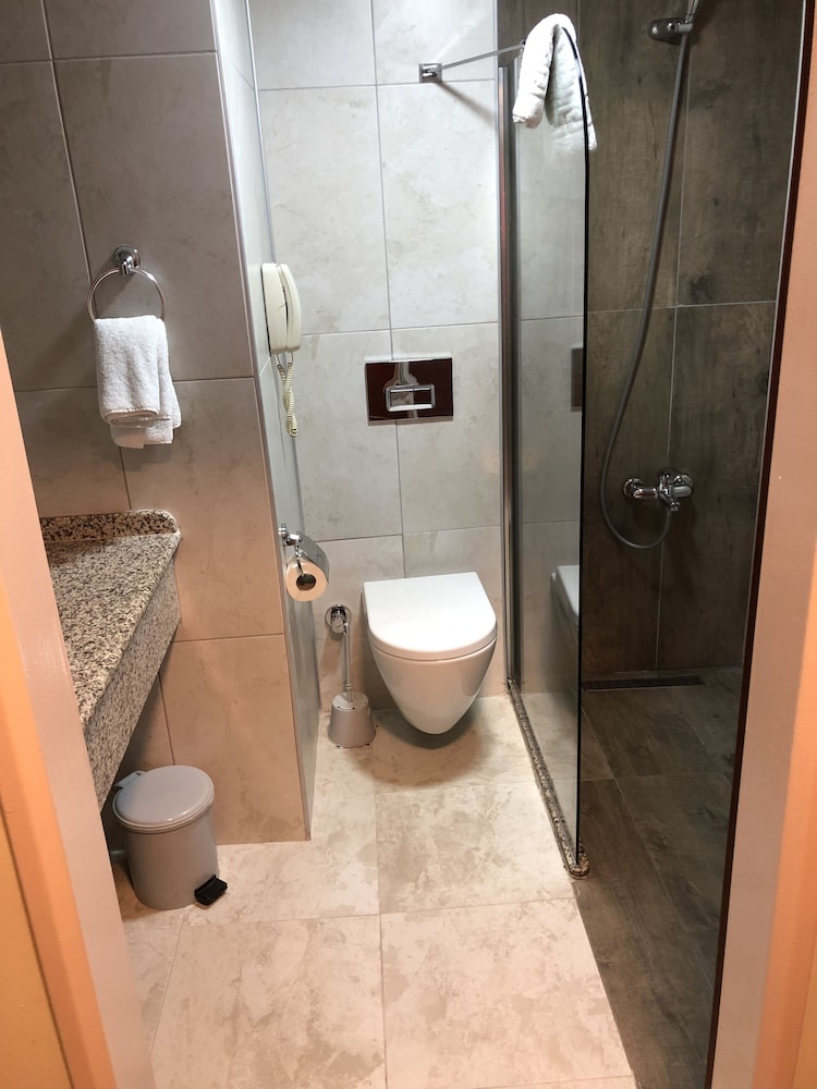 Kayhanbey Hotel 67/67