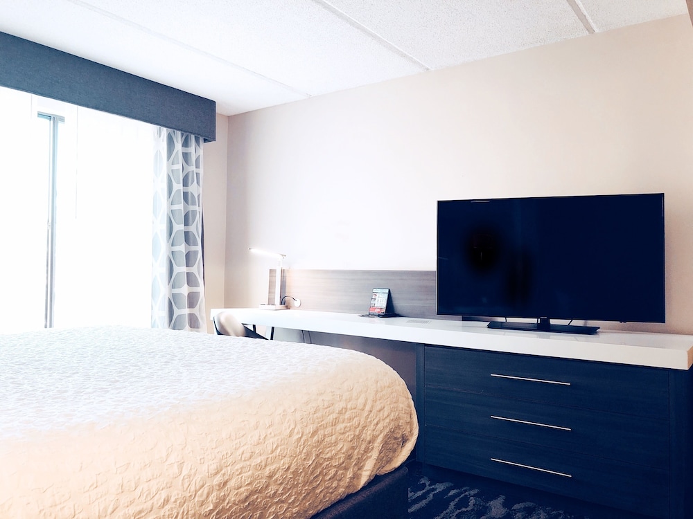 Comfort Inn and Suites Greenville 13/40