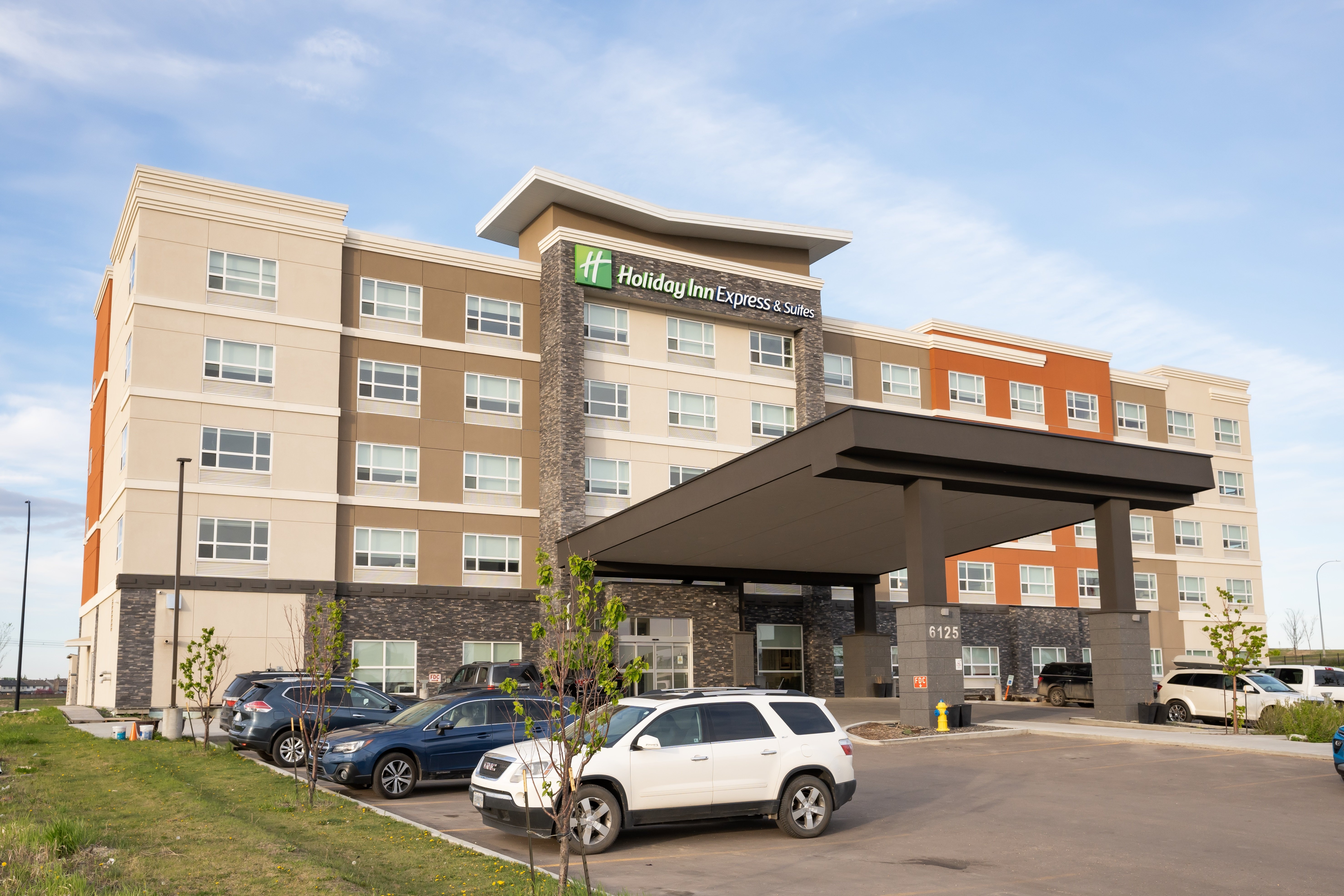 Holiday Inn Express And Suites Edmonton Sw Windermere 73/78