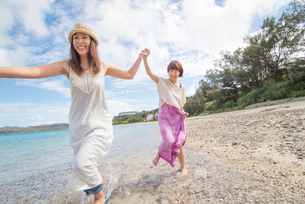 PETIT RESORT NATIVE SEA AMAMI 38/47