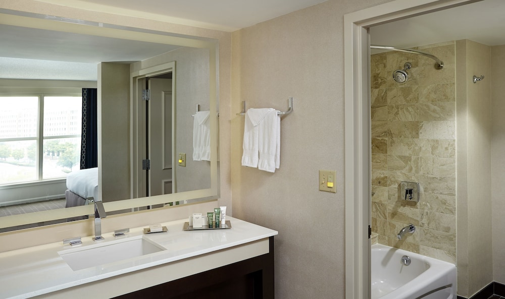 Hilton Alexandria Old Town 20/74