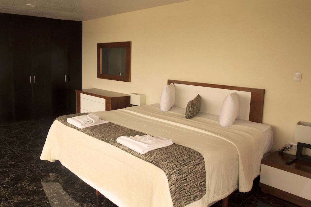 Puebla Inn Express 15/60